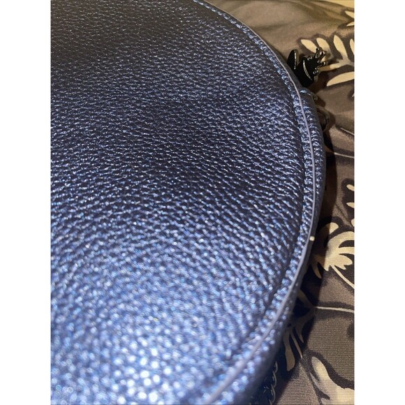 Danielle Nicole X Disney Princess And The Frog Tiana Crossbody Bag - Picture 12 of 16